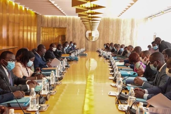 conomie: Directeurs des Affaires Financires des Ministres : La liste complte des personnes nommes