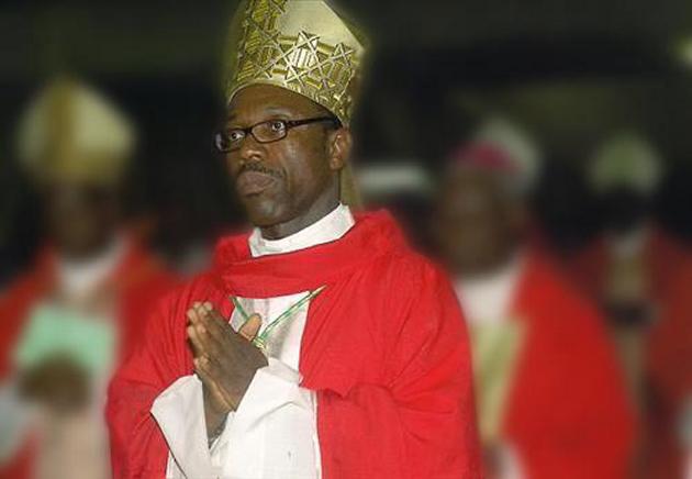 SITUATION SOCIO-POLITIQUE : Mgr Jean Salomon Lezouti prvient : Nous risquons une autre rbellion... Ses rvlations sur la vie de Simone Gbagbo 