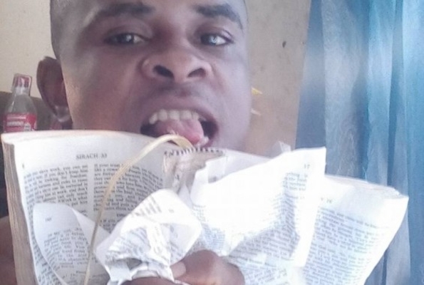 Nigeria : Il dchire les pages de la Bible qu'il utilise comme du papier toilette