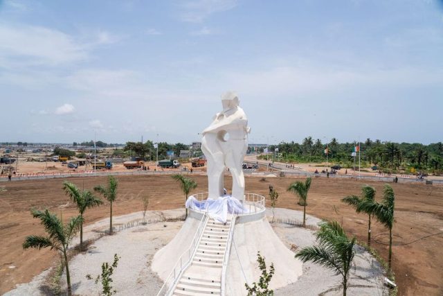 Cte d'Ivoire : voici le pre de la statue AKWABA et bien d'autres monuments