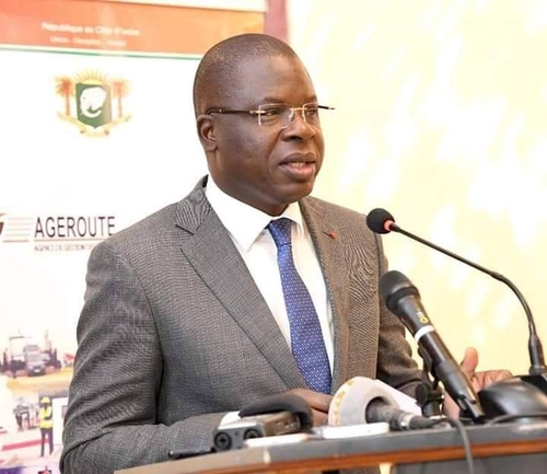 Lgislatives  Divo/ Amd formel : pendant 5 ans, c'est Ouattara qui donne l'eau, courant, route