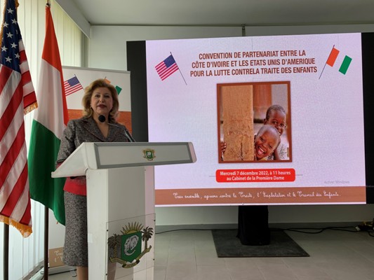 Les États-Unis et la Côte d'Ivoire signent un « Pacte pour la Protection de l'Enfance » (CPC)