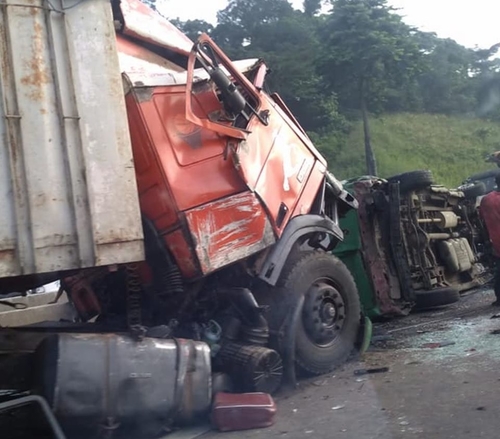 Yopougon : Grave accident de la circulation impliquant plusieurs vhicules, des morts annoncs