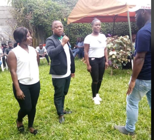 Politique Ivoirienne : Ces jeunes qui font ''le palabre'' de Soro sur le terrain