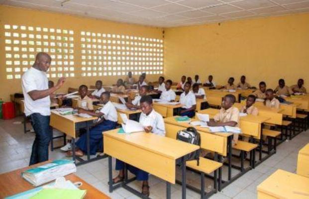 C�te d'Ivoire : l'�cole face au d�fi de pr�parer 400 000 jeunes au march� du travail chaque ann�e