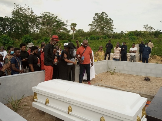 Inhumation du chanteur Nst Cophie's  Dimbokro