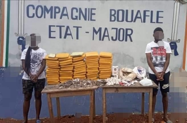 Bouafl / Deux dealers arrts : une importante somme d'argent et des matriels saisis