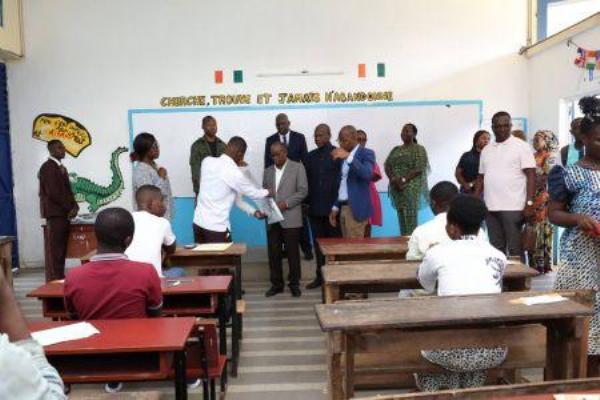 ENSEIGNANTS CONTRACTUELS 2026, LES 1800 RECRUT�S D�J� EN FORMATION ACC�L�R�E