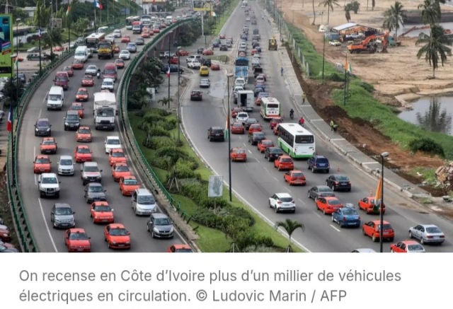 En C�te d'Ivoire, le secteur VTC s�duit par les v�hicules �lectriques