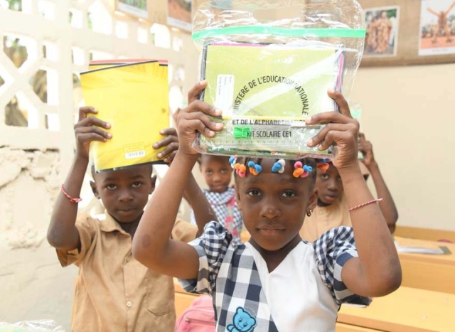 DISTRIBUTION DE KITS, LISTE UNIQUE ET LOCATION DE MANUELS SCOLAIRES : LE GOUVERNEMENT SOULAGE LES FAMILLES