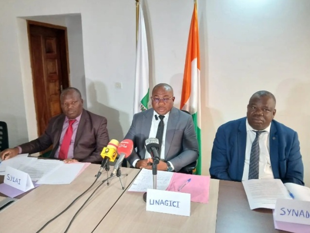 AFFAIRE ''D�TOURNEMENT 39 MILLIARDS'' : LES SYNDICATS DES IMP�TS MONTENT AU CR�NEAU