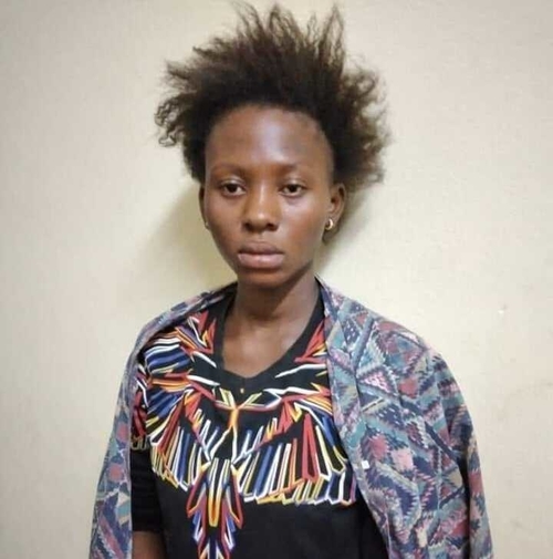 COMMISSARIAT DE POLICE D'ANYAMA: DCS  L'HPITAL D'UN JEUNE HOMME DE 13 ANS POIGNARD PAR SA SOEUR