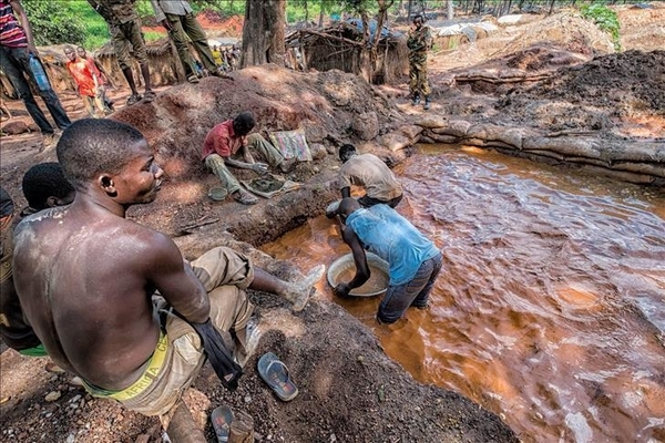 Lutte contre l'orpaillage clandestin : Le quatrime chantier-cole ouvert  Nangbokro (Daoukro)