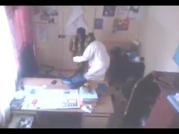 Scandale sexuel : Un conseiller municipal sngalais de 60 ans film en pleins bats avec une jeune fille