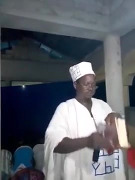 Guine : Un imam suspendu pour avoir dirig la prire en malink