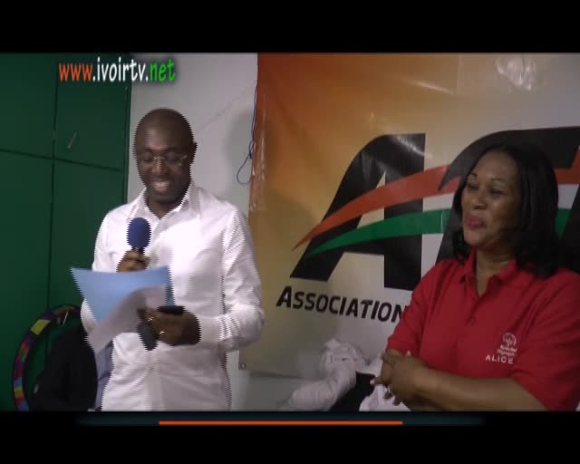 Don de matriel sportif  l'ONG Spcial Olympics Cote d'Ivoire (SOCI) par l'Association des footballeurs Ivoiriens