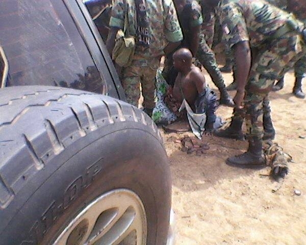 Vid�o exclusive : arrestation muscl�e du milicien Adam� Ou�r�mi