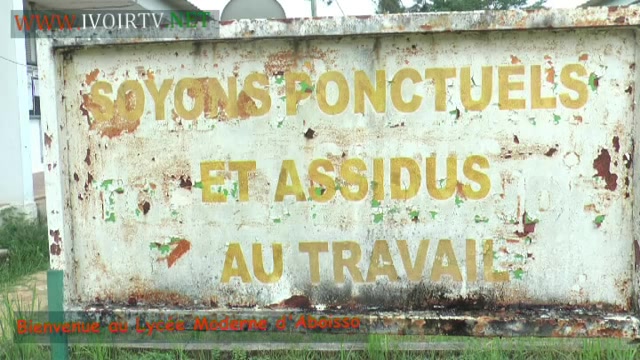 Le Lycee Moderne d'Aboisso en ruine