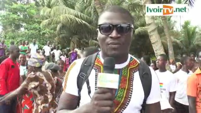 Ivoirtv au coeur des activits culturelles organis par le Bercy Village /Concours de garba, de bire ,course  pirogue ....