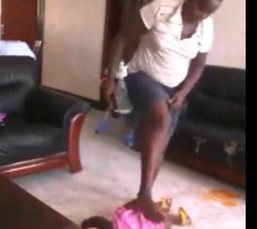 Vido choc: une femme de mnage marche sur le bb  l'absence de son patron.